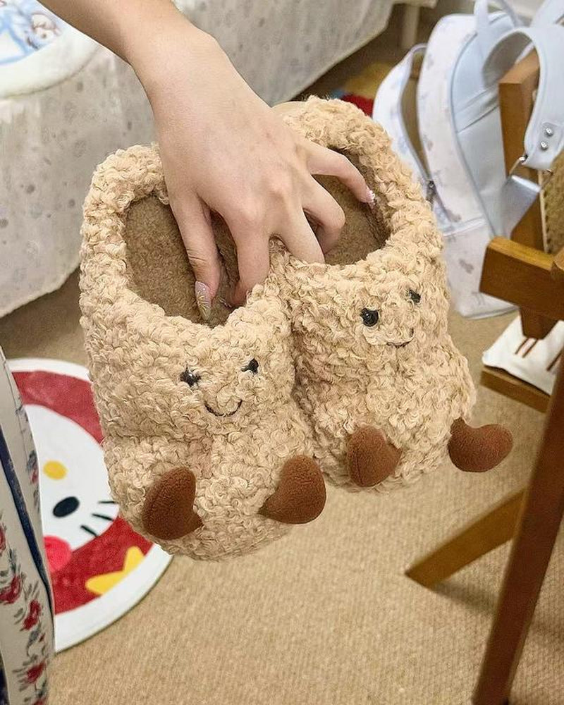 Cozy Winter Cartoon-Style Furry Peanut Slippers Non-Slip Textured Sole Slip-On Indoor Fashion Home Comfort Non-Slip House Shoes for Women & Girl Tsinelas Kitchen Flipflop Style Footwear with Matching Bag Slide